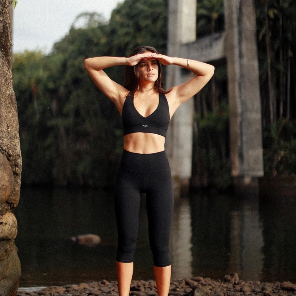 IWA Sports Bra BLACK